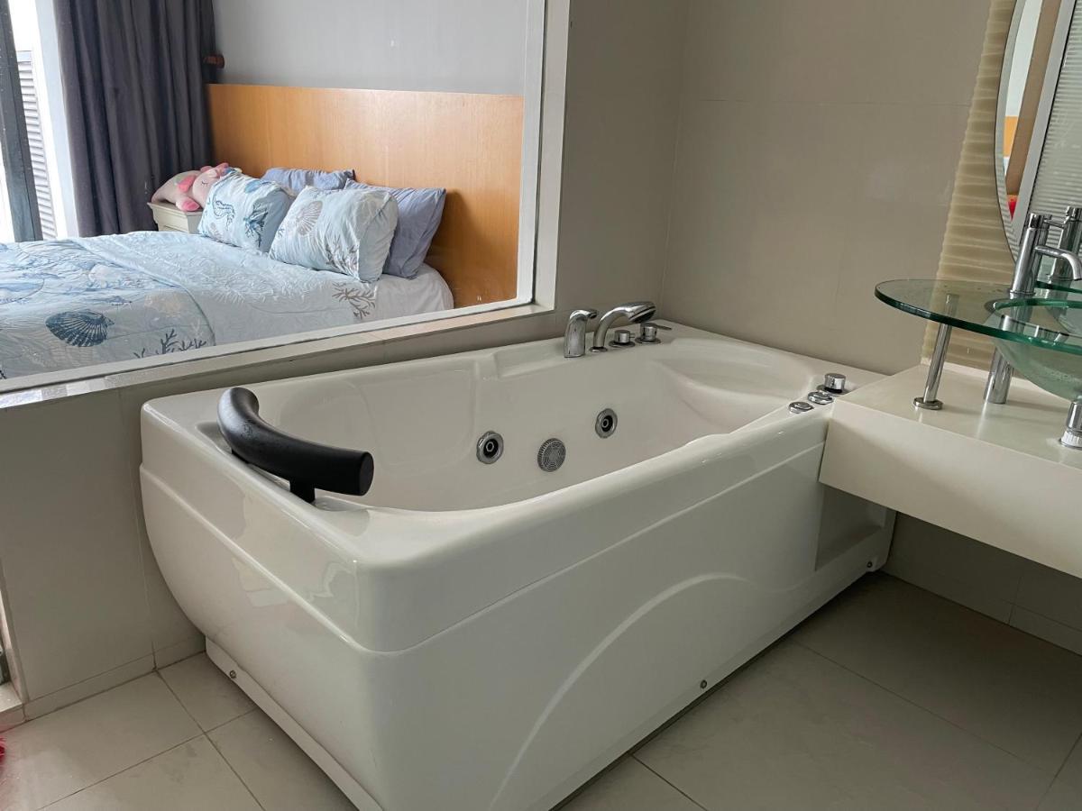 Private Jacuzzi Staycation At Kl City 721 Kuala Lumpur Exteriör bild